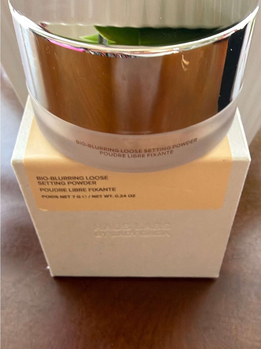 Bio-Blurring Loose Setting Powder Translucent Beige (Neutral Finish)BY LADY GAGA